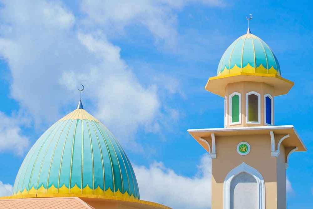 the blueish rooftop domes of a mosque in Phuket