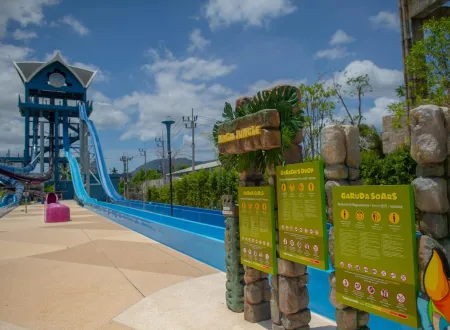 dragon-drop-andamanda-phuket-waterpark